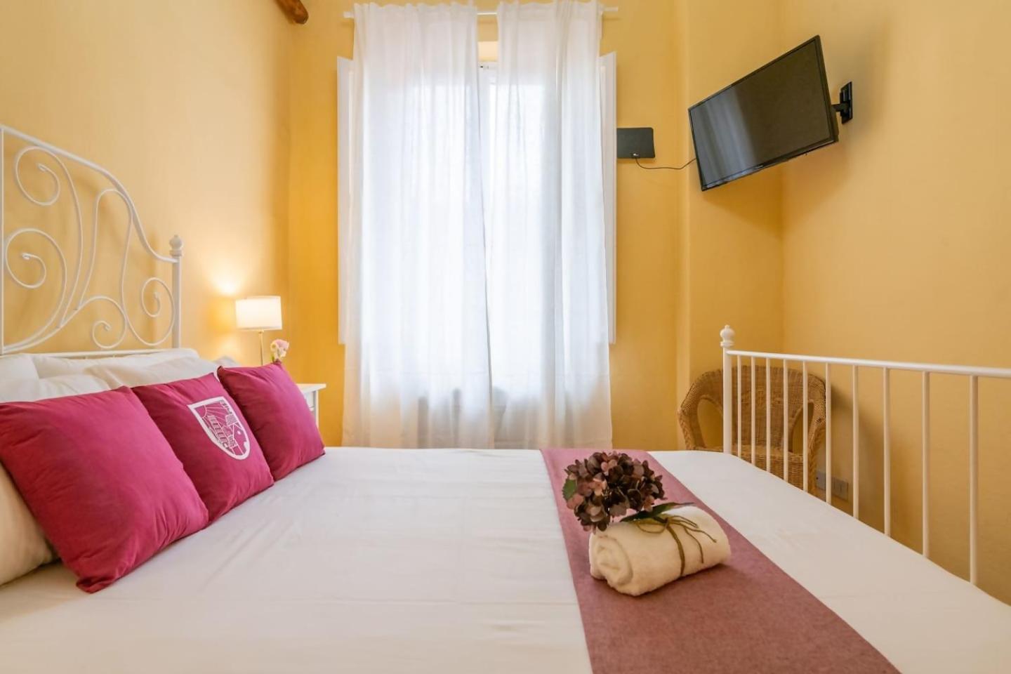 Guest house Lh Casa Dora *