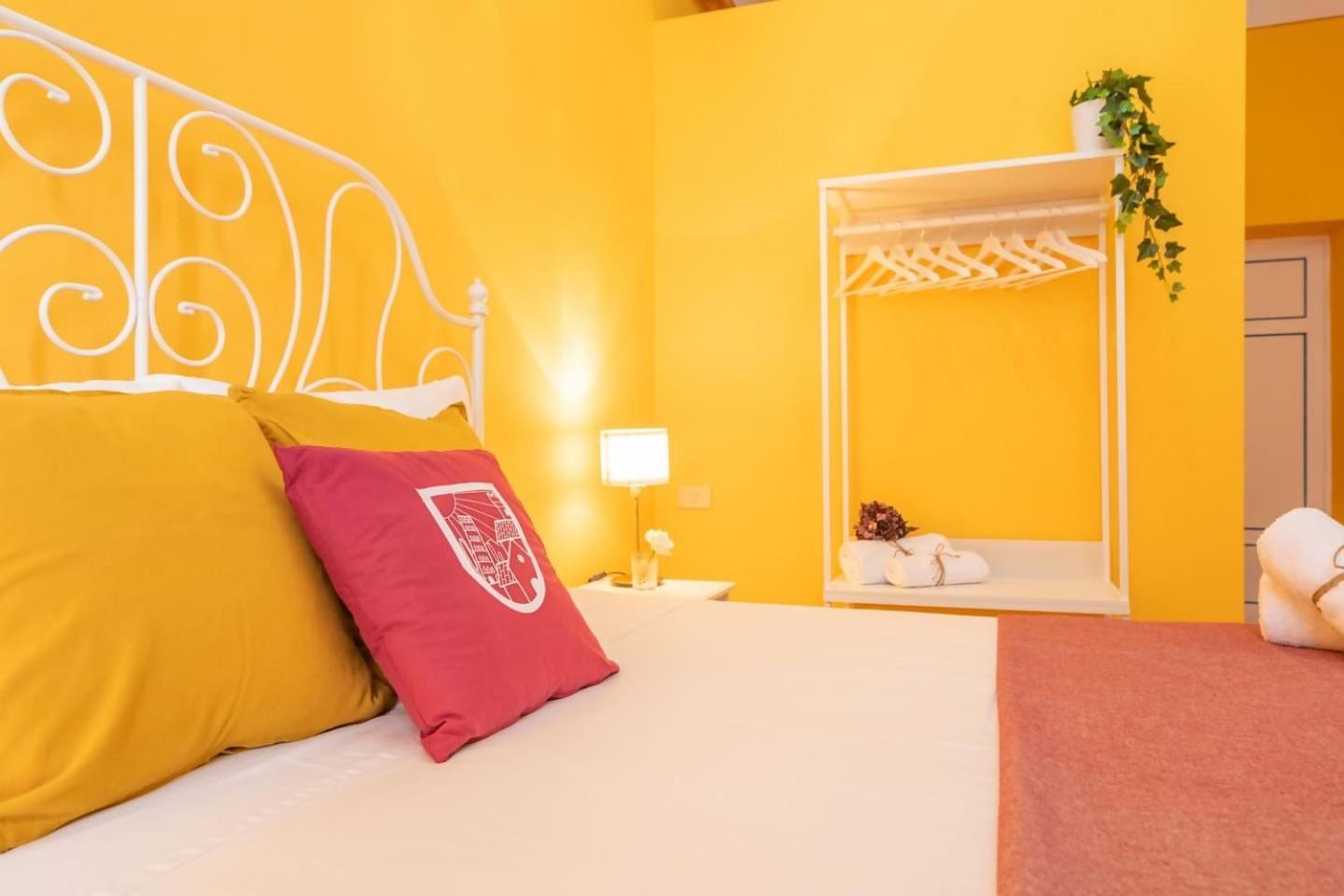 Lh Casa Dora Guest house *